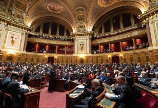 SÉNAT FRANÇAIS : L’INFÂME RÉSOLUTION