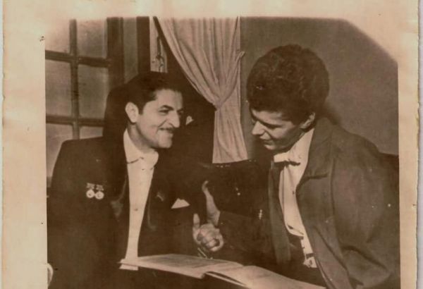 Rares photos de l'éminent chef d'orchestre azerbaïdjanais, maestro Niyazi et du pianiste américain Van Cliburn
