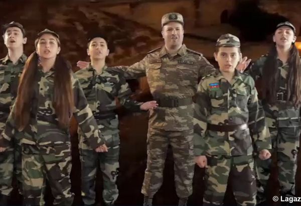 Les enfants félicitent les soldats et les officiers de l'Azerbaïdjan (Vidéo)