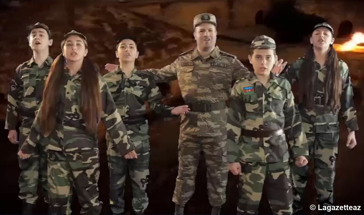 Les enfants félicitent les soldats et les officiers de l'Azerbaïdjan (Vidéo)