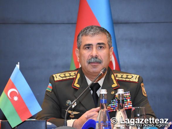 Le ministre Zakir Hassanov : Le soldat azerbaïdjanais est prêt à sacrifier sa vie au nom de sa patrie