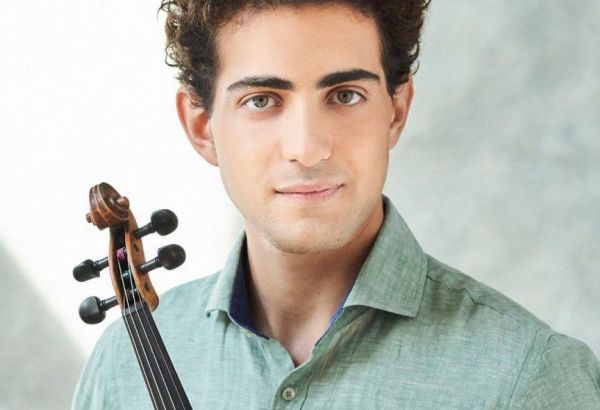 Le jeune violoniste azerbaïdjanais Elvin Hoxha Ganiyev a atteint la demi-finale du prestigieux Concours international « George Enescu »