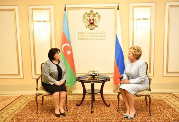 Les présidentes du parlement azerbaïdjanais et du Conseil de l'Assemblée fédérale russe se sont entretenues à Moscou