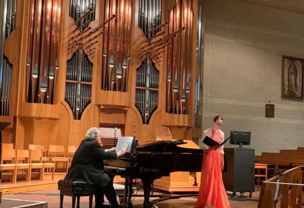 La mémoire d'Uzeyir Hadjibeyov, un grand compositeur azerbaïdjanais, est commémorée à  Washington