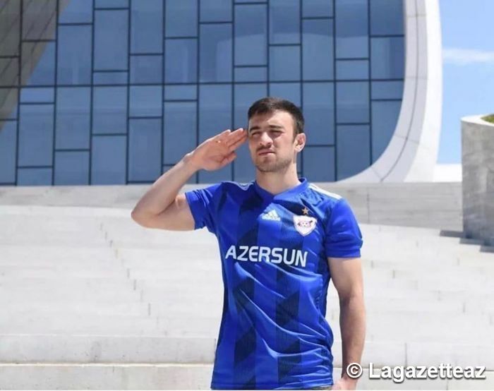 Les joueurs de l'équipe d'Azerbaïdjan de football : Nous sommes heureux de libérer nos villages ancestrals des envahisseurs arméniens
