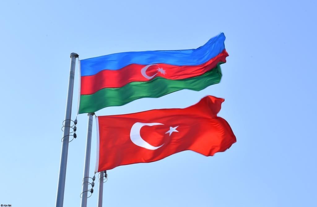Il existe de très bonnes relations entre les partis au pouvoir en Turquie et en Azerbaïdjan, selon le vice président de l'AKP