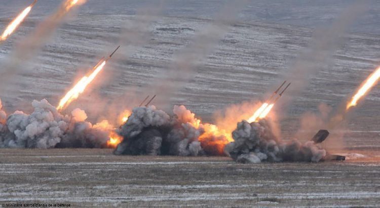 Le Ministère azerbaïdjanais de la Défense : L'Arménie a tiré 3 missiles balistiques sur Siyézen, 2 sur Guébélé et 1 sur Kurdémir (PHOTO)