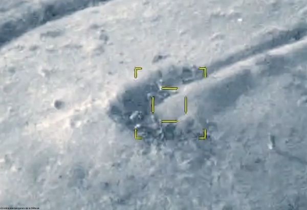 L'armée azerbaïdjanaise a détruit les forces armées arméniennes par des frappes aériennes (VIDÉO)