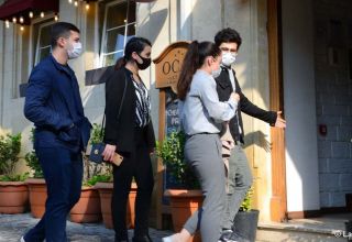 COVID-19 : Comment les restaurants de Bakou se conforment aux règles sanitaires (Reportage Photo)
