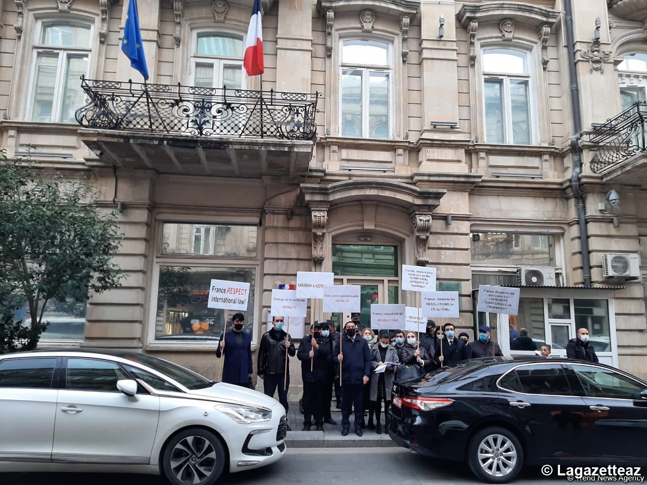 Un rassemblement de protestation s'est tenu devant l'Ambassade de France à Bakou (PHOTO)