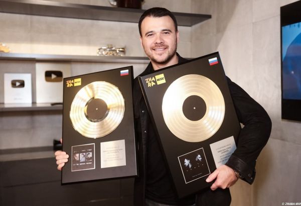 L'album « Mon Azerbaïdjan » (Emin & Maxim Fadeev) a obtenu le statut de « disque de platine » en Russie (PHOTO/VIDEO)