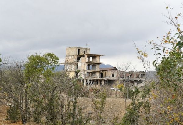 Aghdam, la ville n’est plus qu’un vaste champ de ruines...