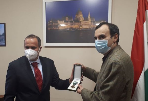 Le photographe azerbaïdjanais Aydin Sadikhov a reçu la « Croix de Bronze » de la Hongrie (PHOTO)