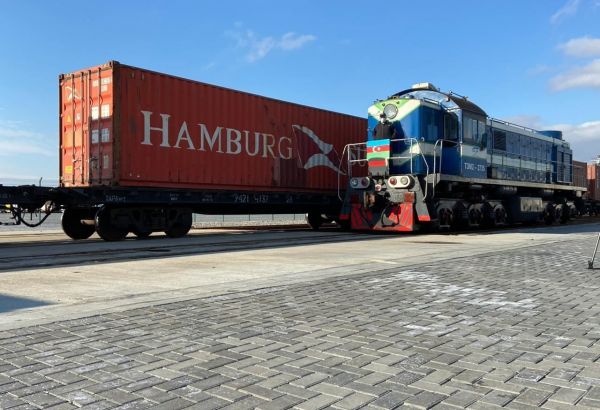 Un autre train transportant des marchandises d'exportation turques passera par le port de commerce maritime international de Bakou pour rejoindre la Chine