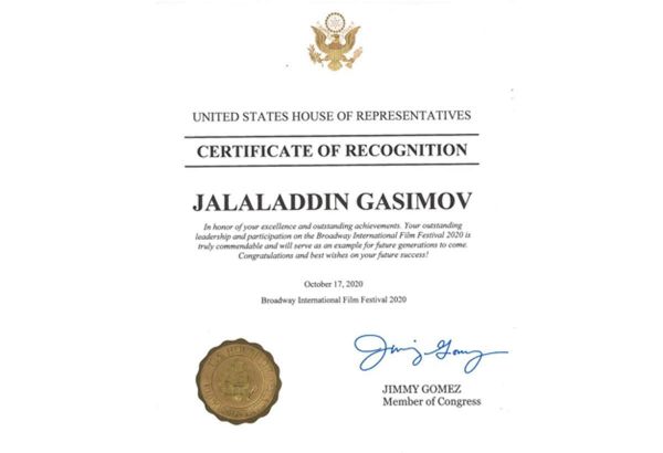 Un film azerbaïdjanais sur Hadji Zeynalabdin Tagiyev a été récompensé par un certificat signé par Jimmy Gomez, membre du Congrès de la Chambre des représentants des États-Unis (PHOTO)