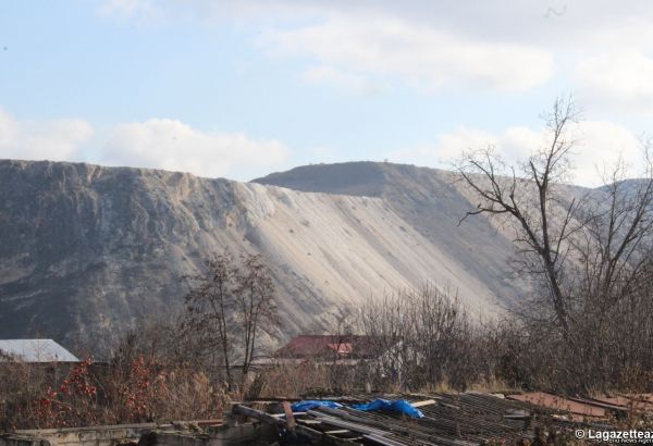 Haut-Karabakh : De nombreux réfugiés à Bakou rêvent désormais de pouvoir retourner dans leurs villes d’origine pour reconstruire une nouvelle vie