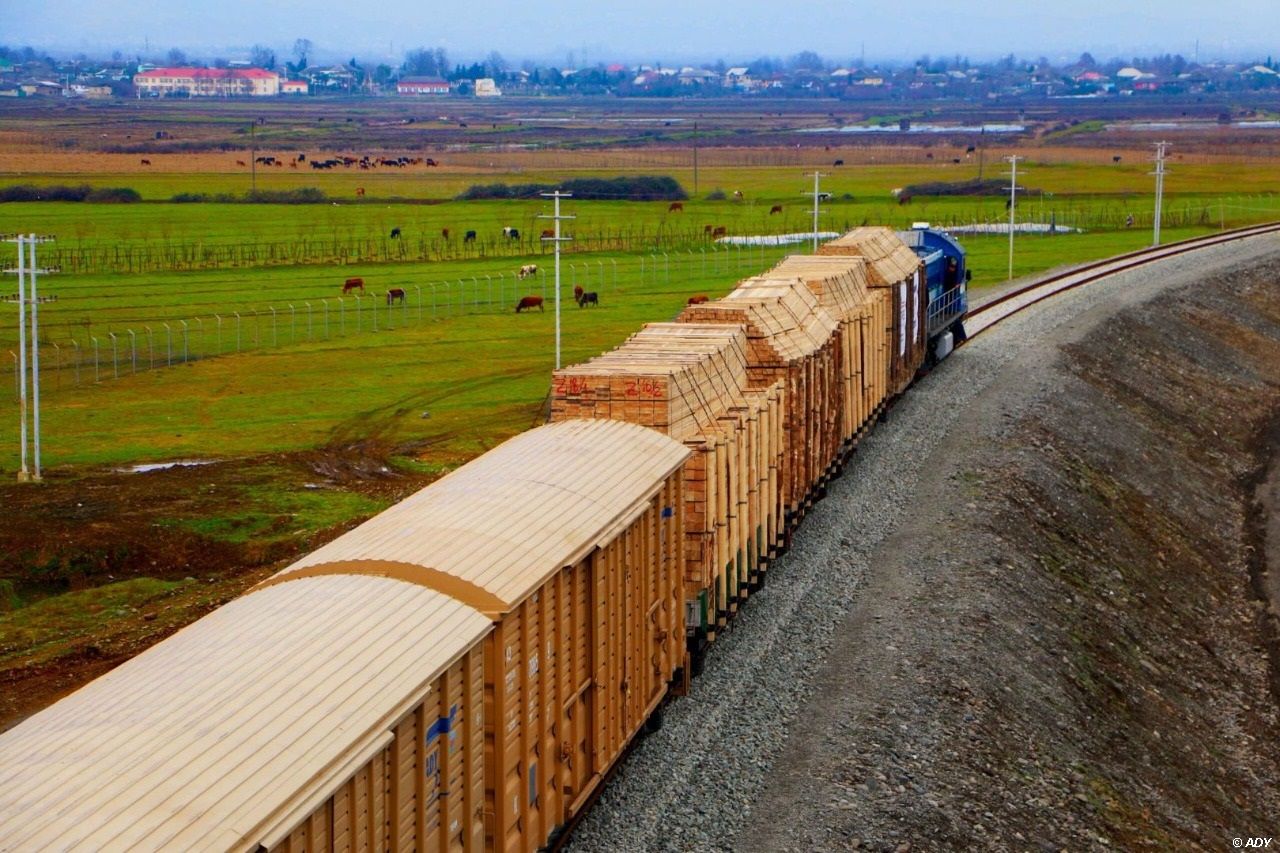 Transport ferroviaire : La Société azerbaïdjanaise « ADY Express » augmente le transbordement de marchandises via le terminal d'Astara (PHOTO)