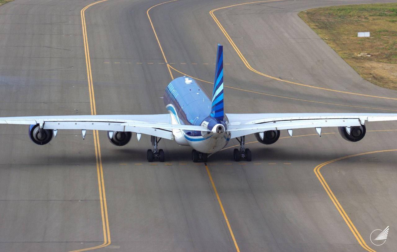 L´Agence fédérale russe chragée du transport aérien (Rosaviatsia) approuve un arrêté autorisant les avions de la compagnie locale « Azur Air » à effectuer des vols internationaux vers l'Azerbaïdjan