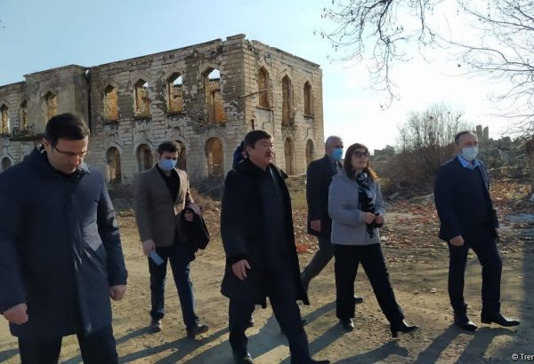 Une délégation du Conseil turc et de TURKSOY s'est rendue à Aghdam (PHOTO)