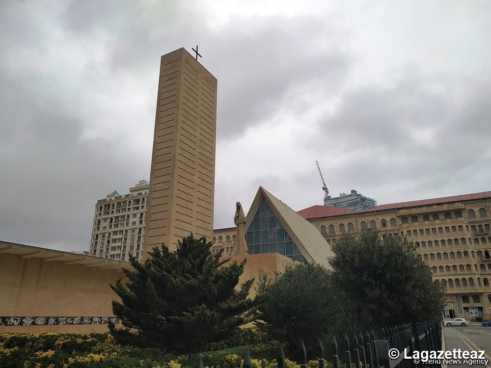 L´Église de l'Immaculée Conception de la Vierge Marie à Bakou - héritage chrétien de l'Azerbaïdjan (PHOTO/VIDEO)