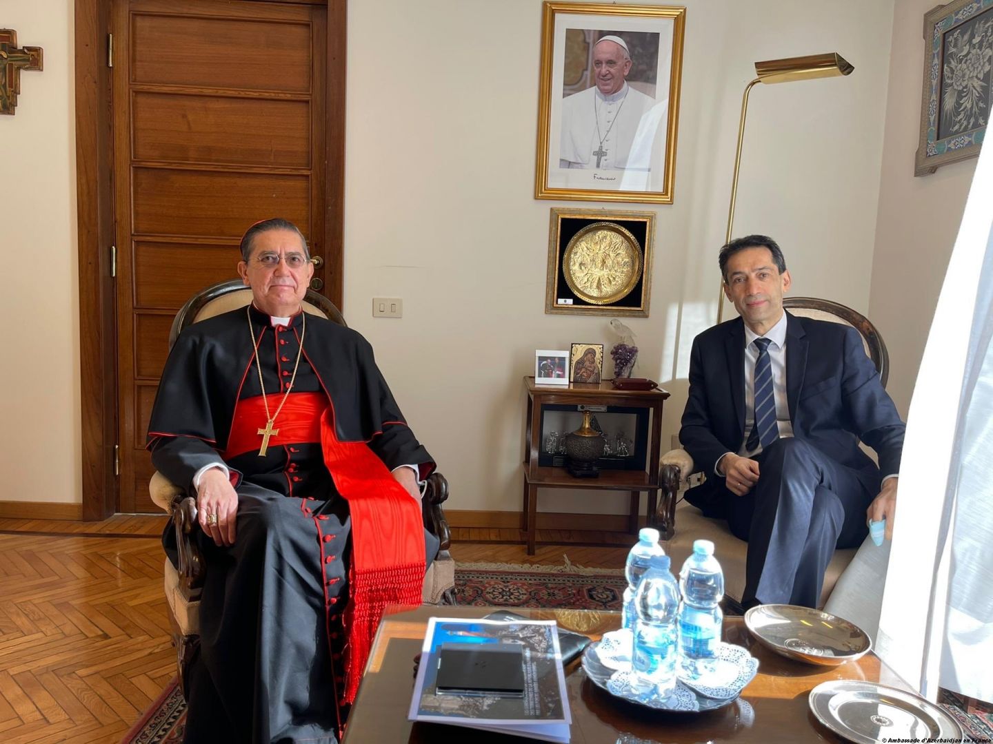 L´Ambassadeur d’Azerbaïdjan en France s'est entretenu aujourd'hui avec les Cardinaux au Vatican (PHOTO)