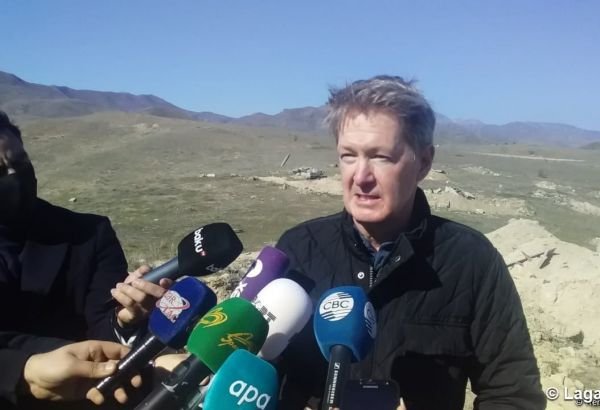 Le Royaume-Uni continue d'explorer d'autres options pour aider l'Azerbaïdjan dans le processus de déminage, selon l'Ambssadeur britannique à Bakou (Interview)