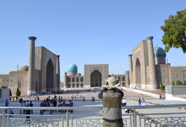 Proparco, filiale de l’Agence française de développement, la BERD et la BEI financent la construction d'une centrale solaire à Samarkand (Ouzbékistan)