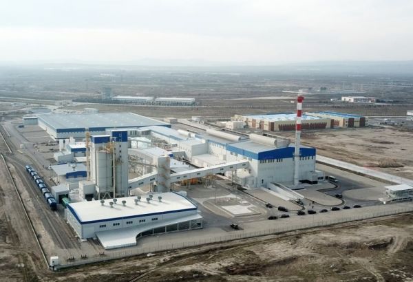 La SARL « Azertexnolayn », première résidente du Parc Industriel chimique de Sumgaït, exporte pour la première fois ses produits vers l'Italie
