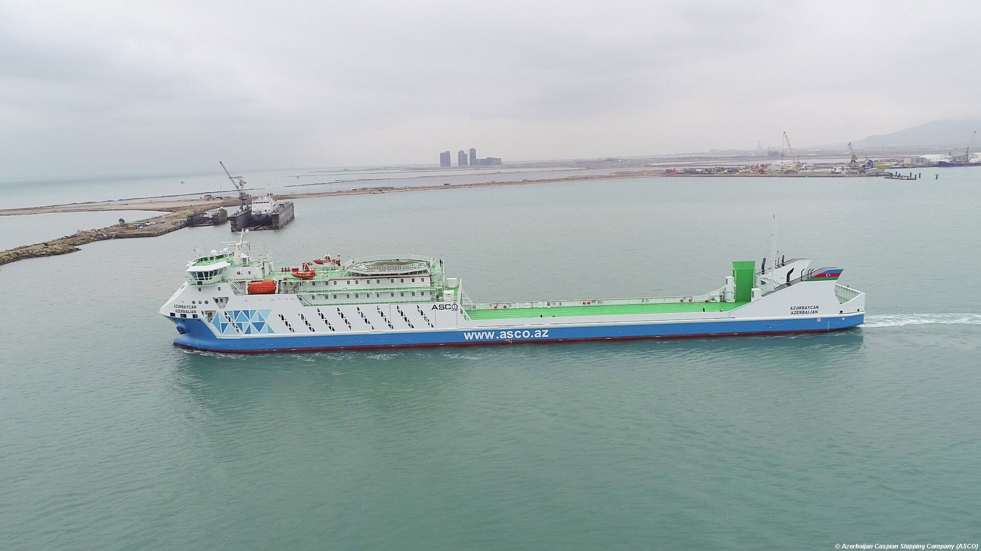 Reportage : un ferry-boat de type « Ro-Pax » de la flotte de la Compagnie de navigation maritime de la mer Caspienne d’Azerbaïdjan (PHOTO/VIDEO)