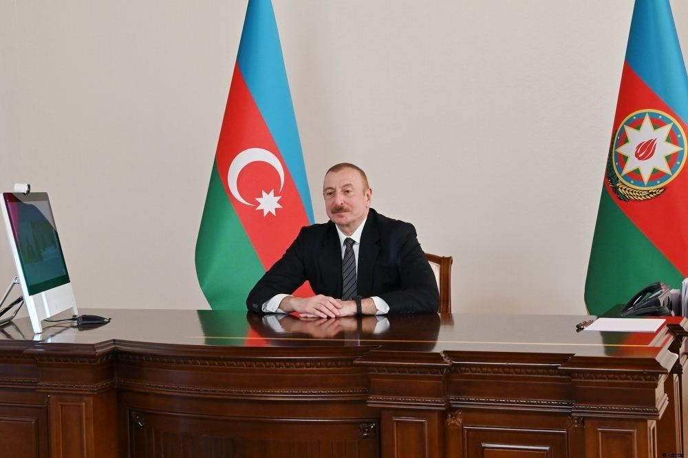 Le président Ilham Aliyev s'entretient avec la délégation menée par le président du Comité des chefs d'état-major interarmées du Pakistan