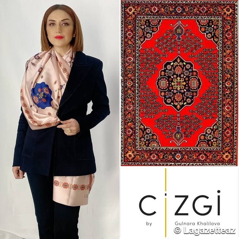 La styliste azerbaïdjanaise Gulnara Khalilova présente des foulards en soie avec des ornements de tapis du Karabagh (PHOTO) - Gallery Image