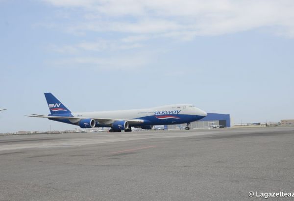 Azerbaïdjan : Silk Way West Airlines va acheter cinq Boeing 777 Freighters
