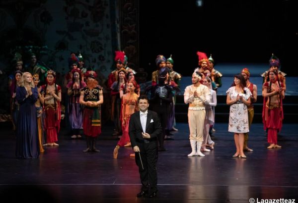 Le théâtre azerbaïdjanais invité au 6ème Festival international de danse folkorique du Xinjiang en Chine