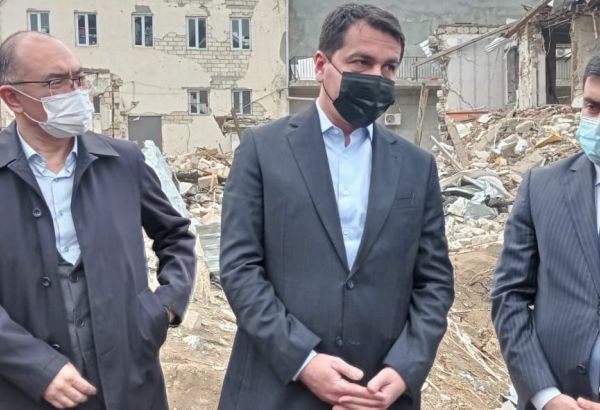 Ceux qui ont ordonné les frappes de missiles sur Gandja sont responsables de crimes de guerre, dit Hikmet Hadjiyev