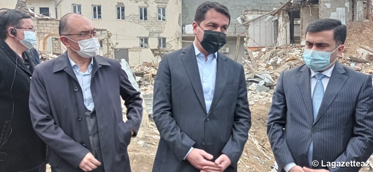 Ceux qui ont ordonné les frappes de missiles sur Gandja sont responsables de crimes de guerre, dit Hikmet Hadjiyev