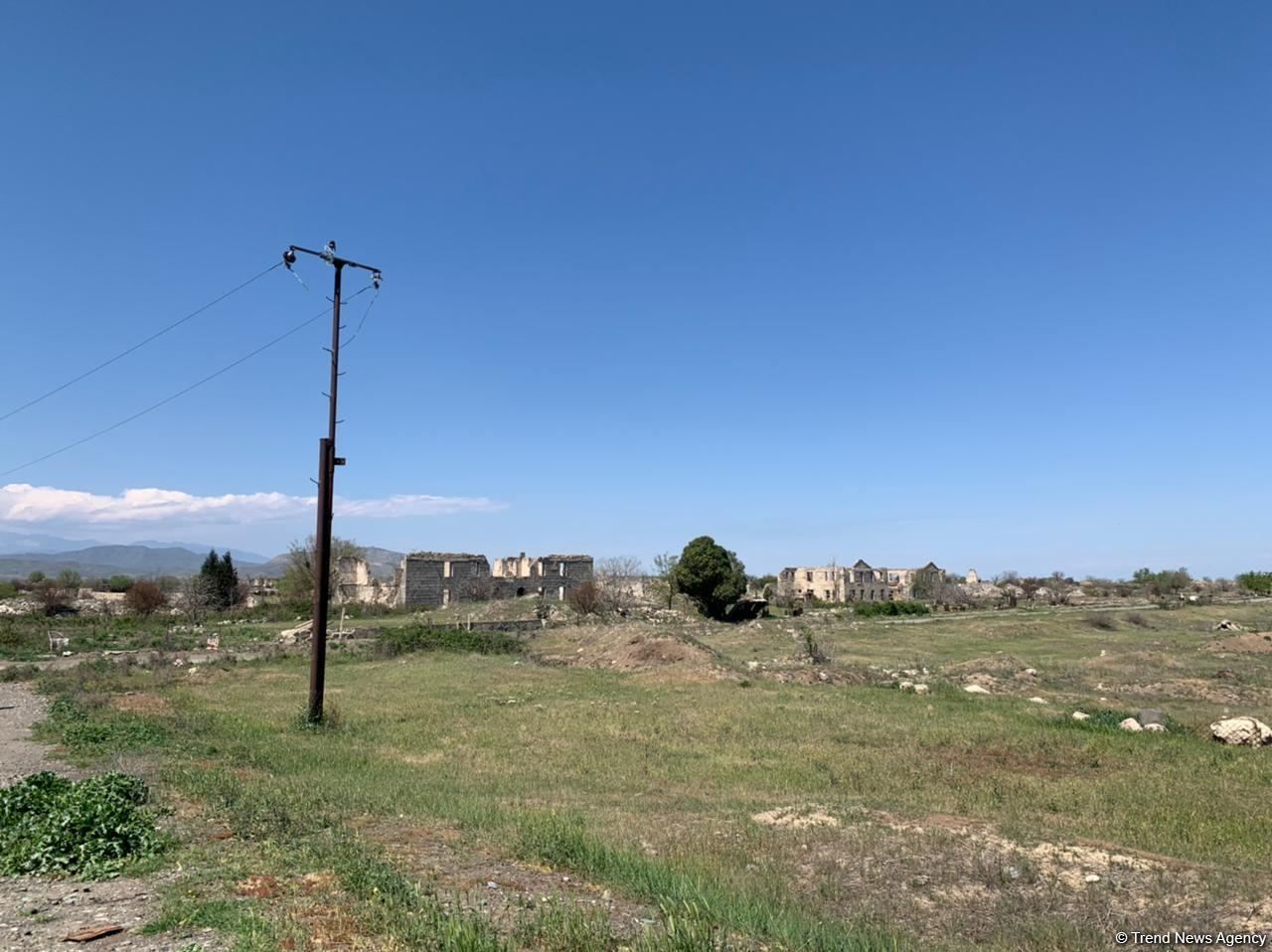 Yashar Aliyev : « Lors du retrait forcé, les Arméniens ont détruit les infrastructures civiles dans les territoires azerbaïdjanais autrefois occupés »