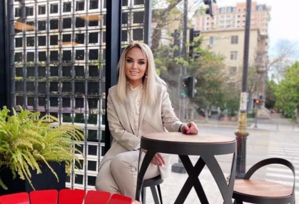 La célèbre écrivaine russe Maria Souvorovskaïa est de retour à Bakou, qu'elle considère comme sa ville natale