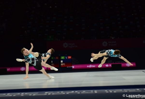 Le premier jour du 16e championnat du monde de gymnastique aérobic débute à Bakou
