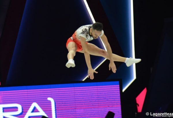 Le dernier jour du 16e championnat du monde de gymnastique aérobic débute à Bakou