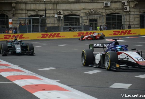 Les essais libres du Grand Prix d'Azerbaïdjan de la Formule 2 lancés à Bakou - PHOTO