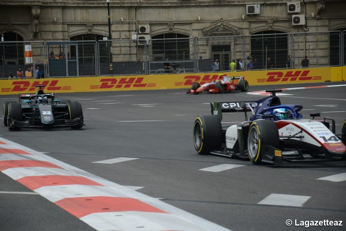 Les essais libres du Grand Prix d'Azerbaïdjan de la Formule 2 lancés à Bakou - PHOTO