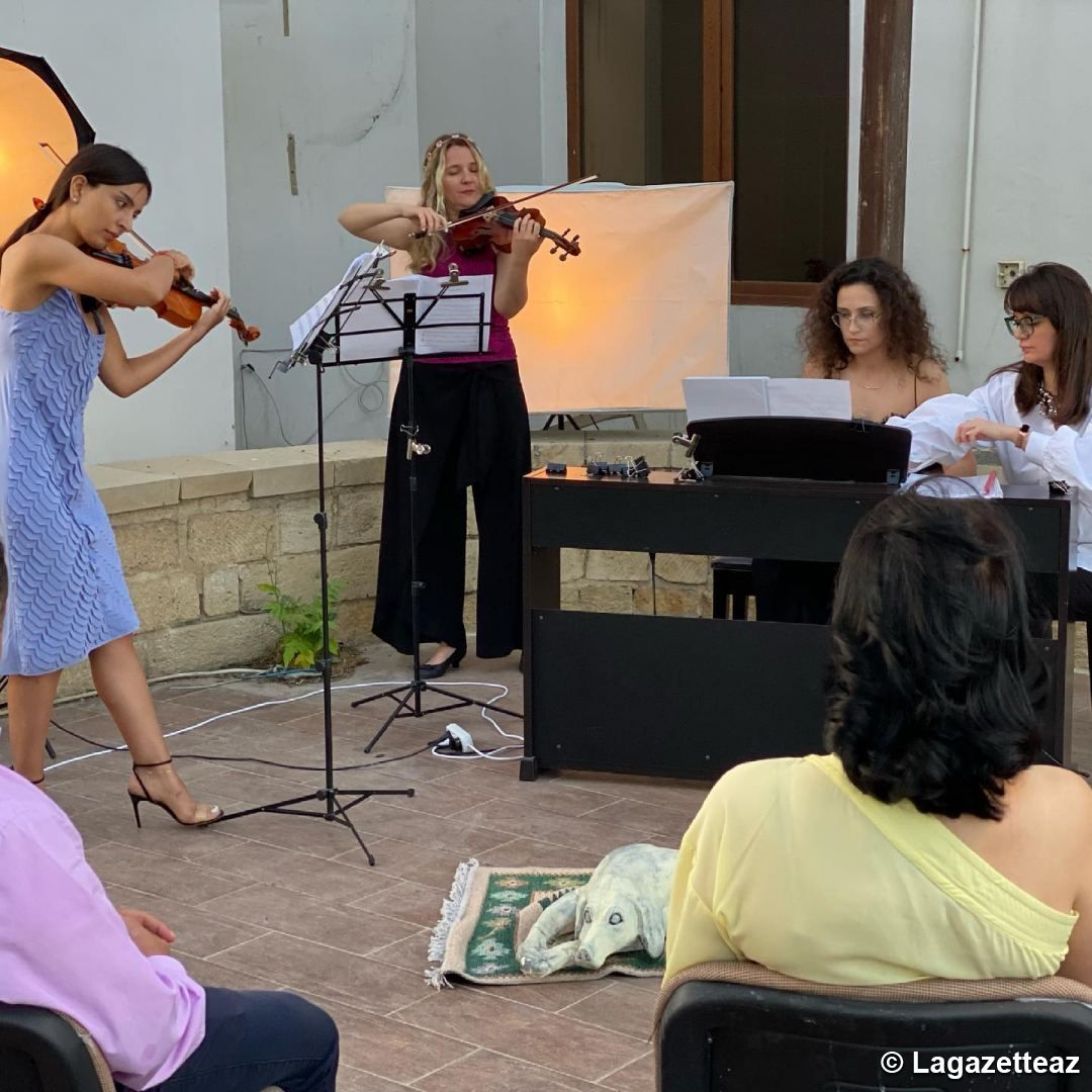 Le festival « Simurgh » et « La danse d'Aïcha » des musiciens azerbaïdjanais à la Galerie Art Tower de Bakou