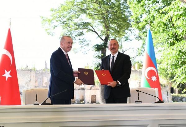 Déclaration de Choucha : L'Azerbaïdjan et la Turquie s’apporteront l’aide nécessaire en matière de défense conformément à la Charte des Nations Unies