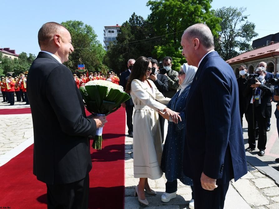 Cérémonie d’accueil officiel du président turc Recep Tayyip Erdogan à Choucha