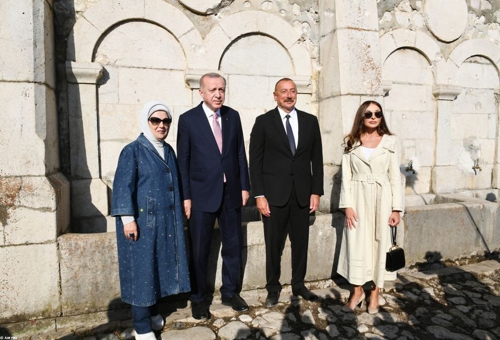 Choucha : les présidents Aliyev et Erdogan visitent la source « Khan qizi »