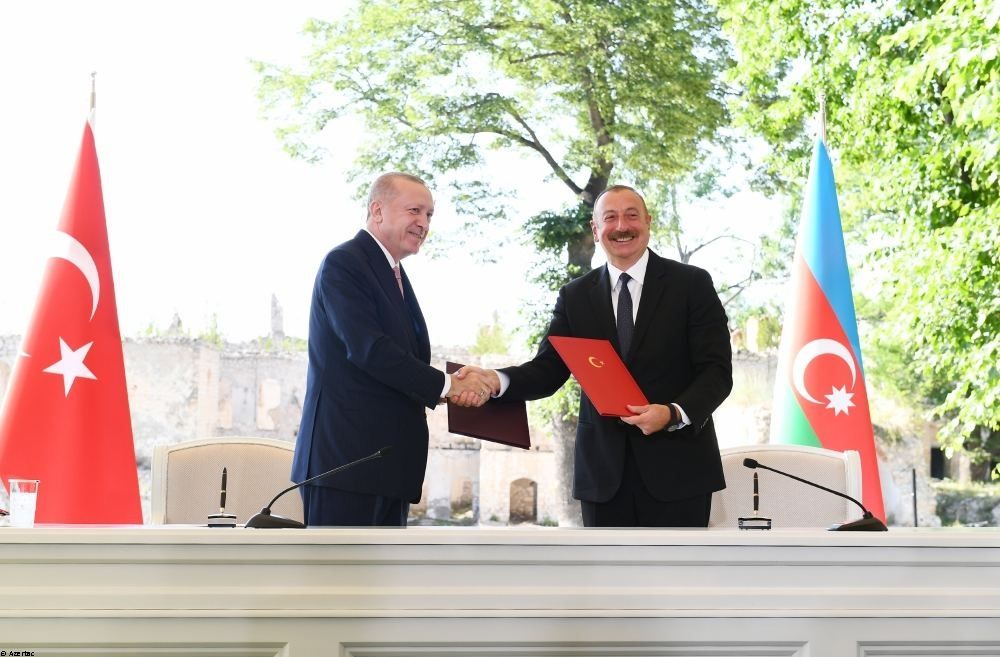 La Déclaration de Choucha définit les mécanismes politico-juridiques des relations d’alliance entre l'Azerbaïdjan et la Turquie