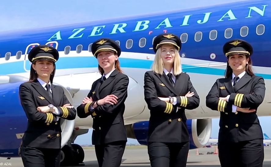 Les premières femmes pilotes d'Azerbaijan Airlines - VIDEO