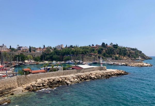 La Turquie travaille sur la mise en œuvre de centaines de projets de transport et d'infrastructure