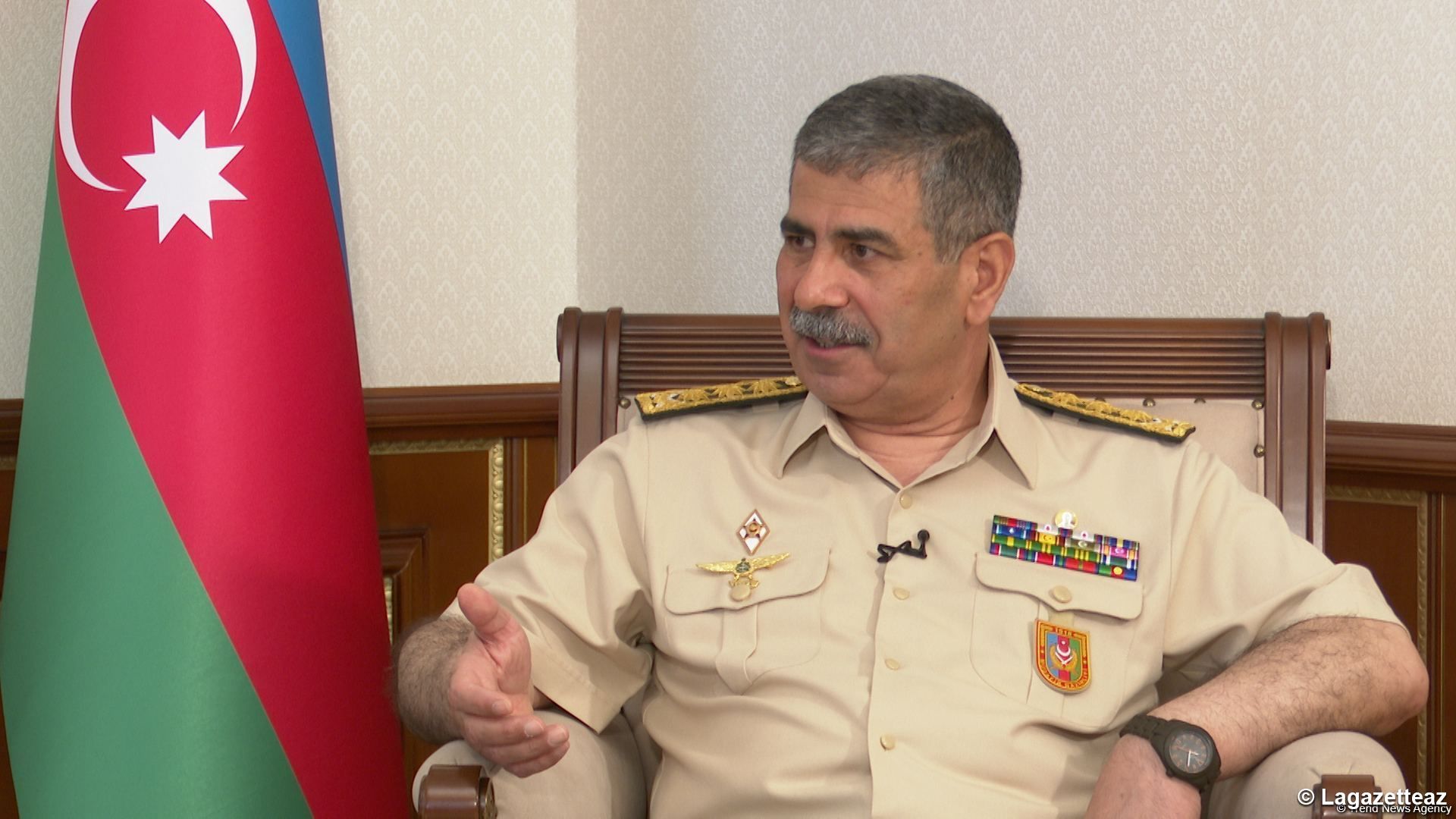 Le ministre de la Défense a félicité l'armée azerbaïdjanaise à l'occasion de la Journée des Forces armées