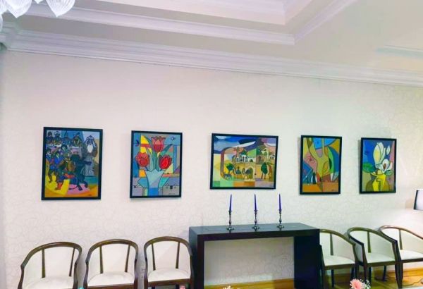 Des œuvres de l'artiste azerbaïdjanais Nazim Mammadov exposées à la résidence de l'Ambassadeur de l'Union européenne à Bakou